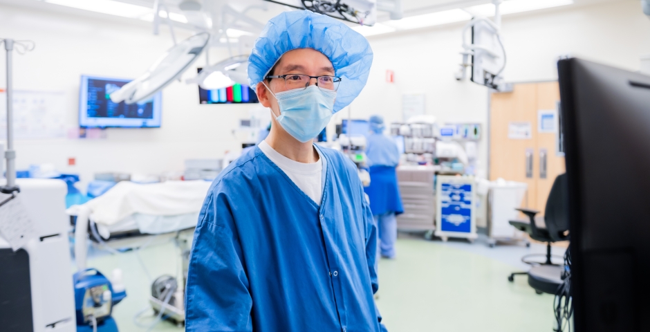 Dr Chen in the OR